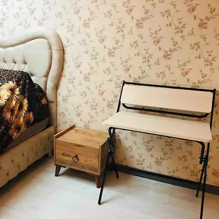 Drochklasd Guest Home, For 8 Human Meram